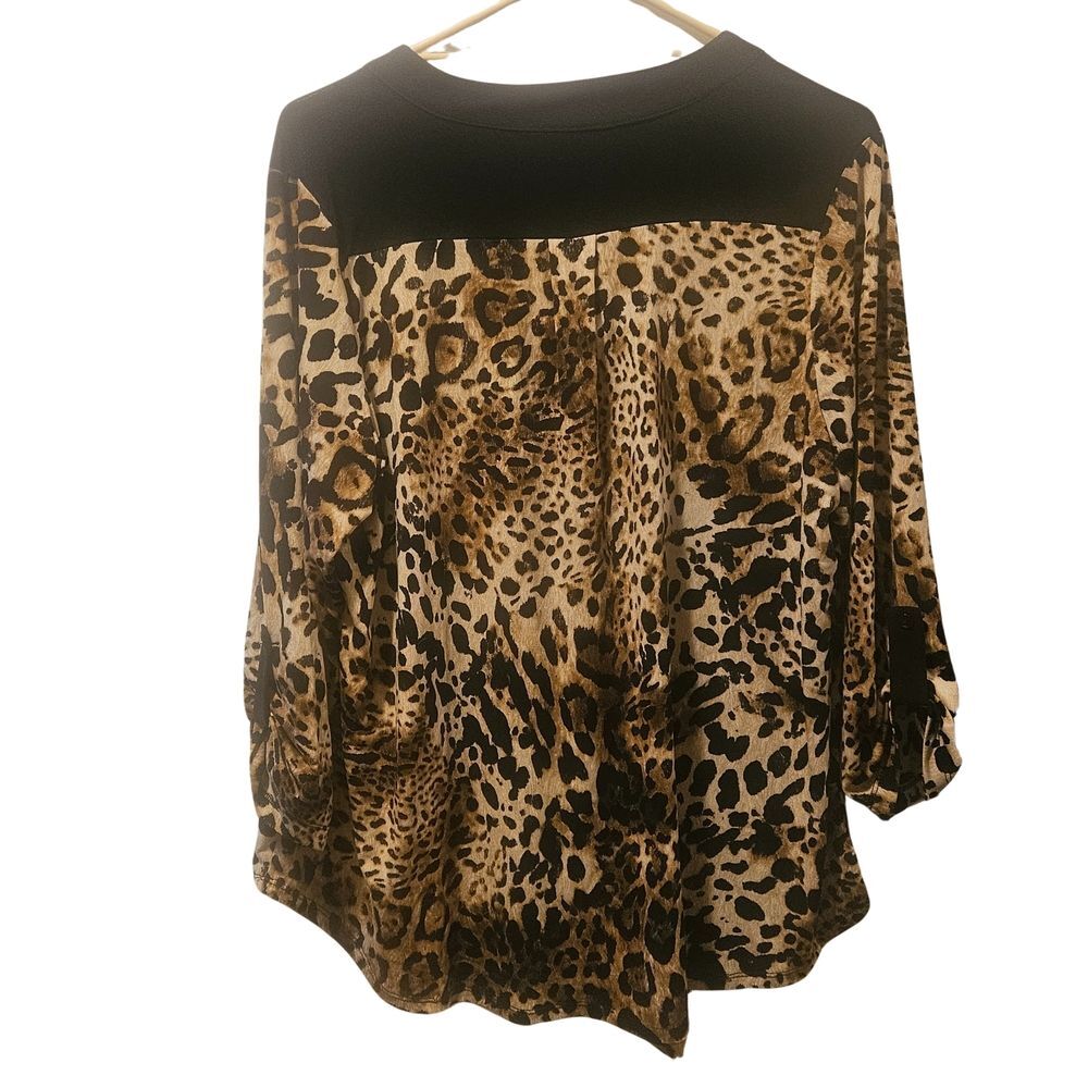 Leopard Print Women's Top - Picture 2 of 4